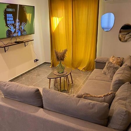 Maison Avec Jacuzzi Оранж Екстериор снимка